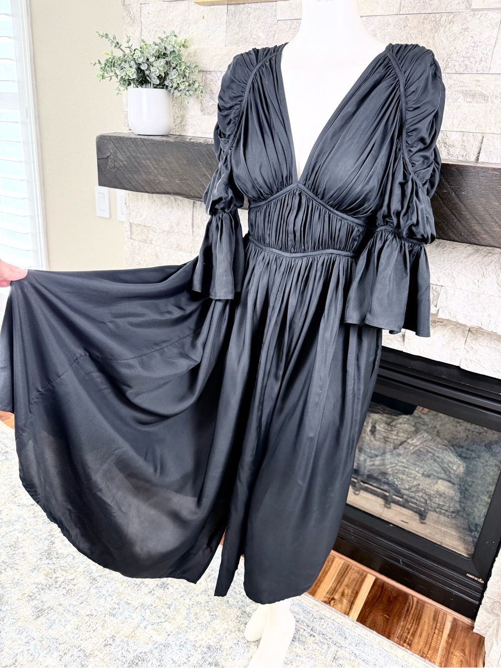 Cult Gaia Black Silk Blend Puff Sleeve Empire Waist Midi Dress S - Picture 6 of 10